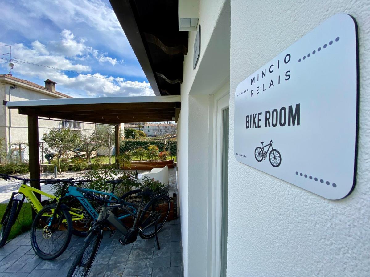 Bed and Breakfast Mincio Relais Кастельнуово-дель-Гарда Экстерьер фото